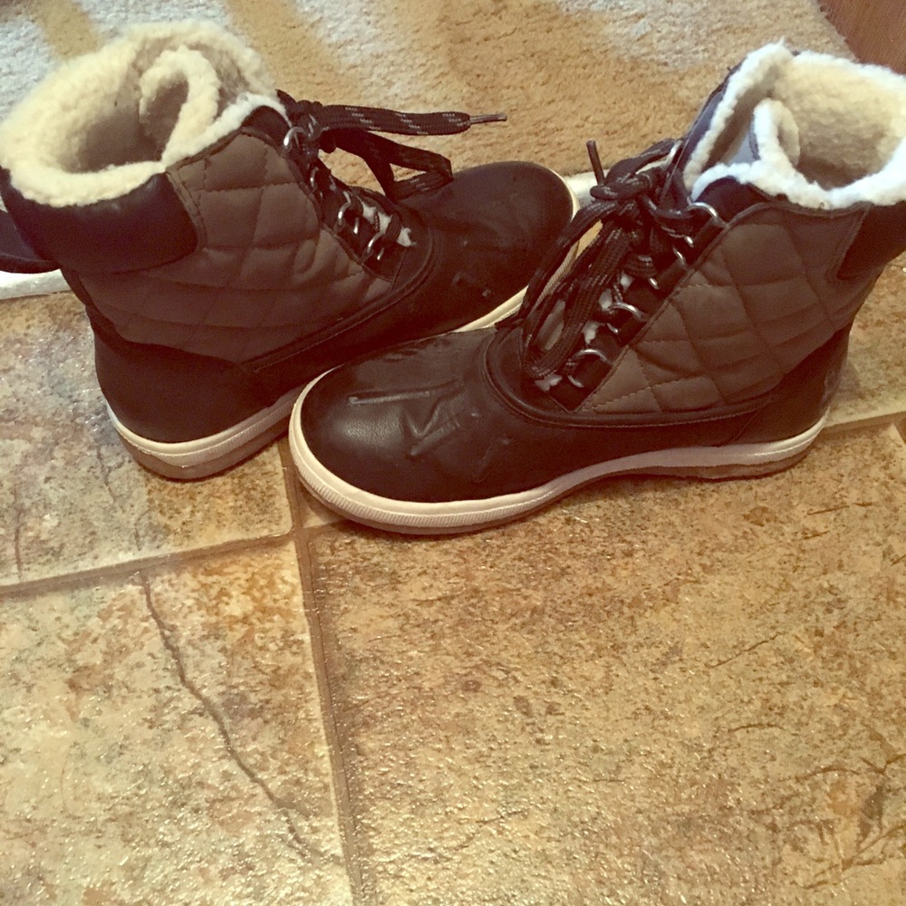 Snowboots